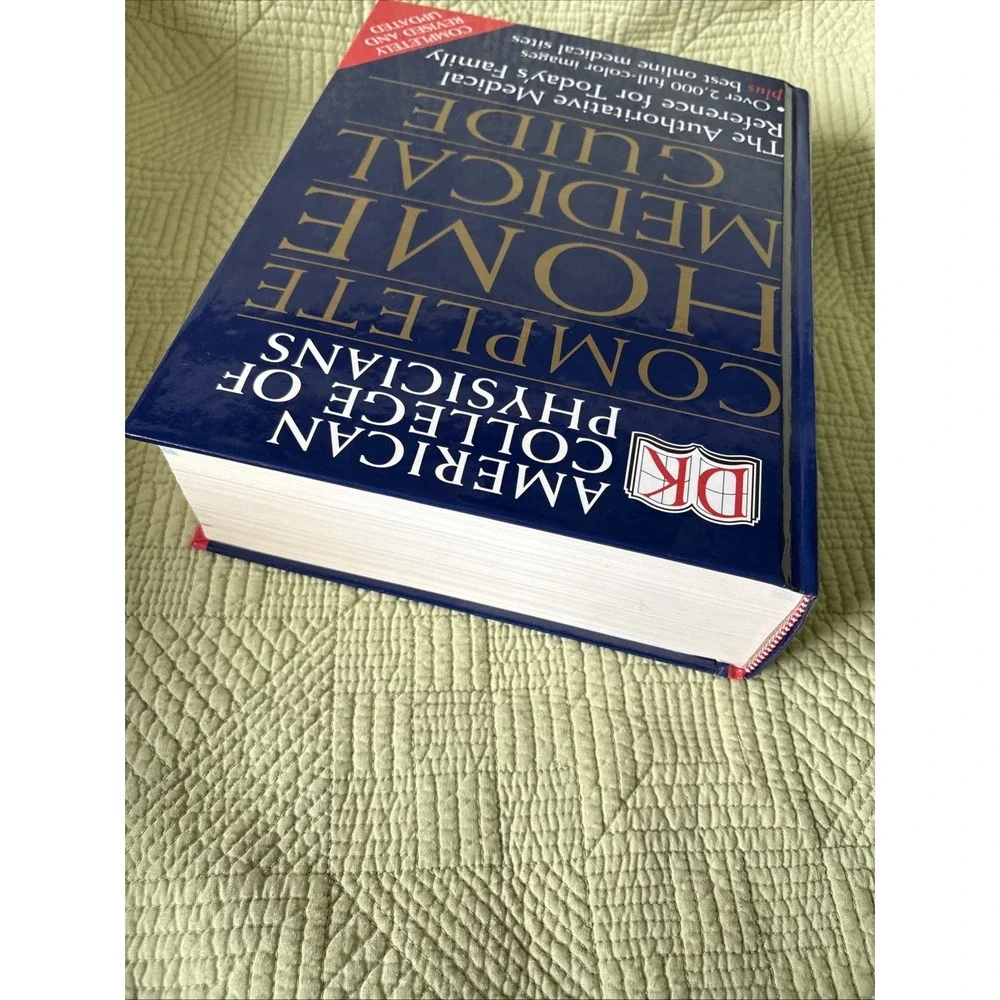 American College of Physicians Complete Home Medical Guide. Hardcover Book